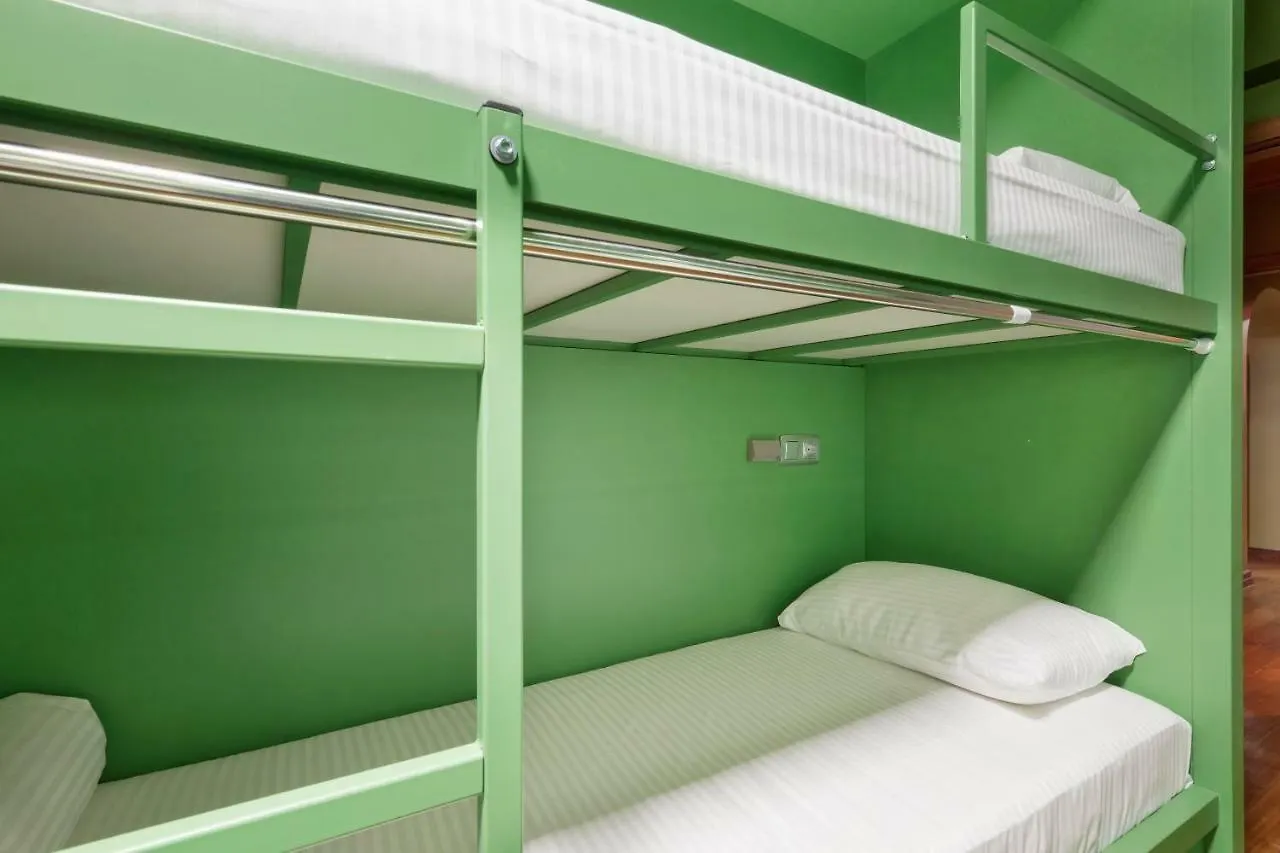Huux Hostel Lisbon