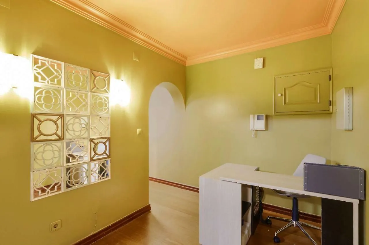 Huux Hostel Lisbon