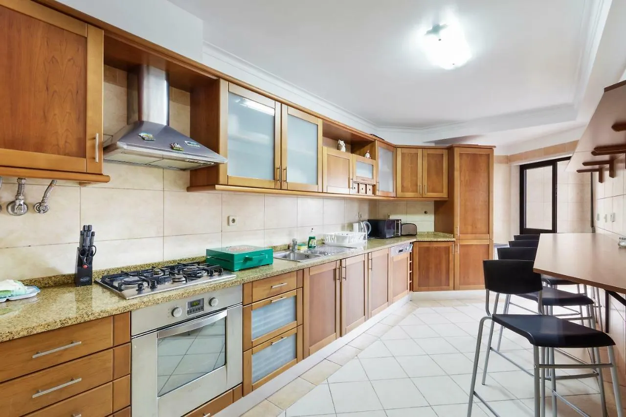 Huux Hostel Lisbon
